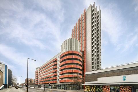 2 bedroom flat for sale, Barking Road, London E16