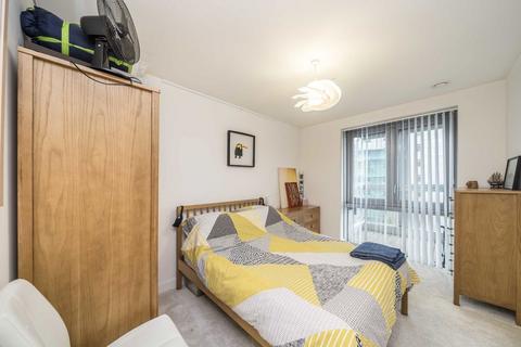 2 bedroom flat for sale, Barking Road, London E16
