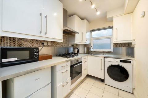 House to rent, Grovelands Close, Harrow HA2