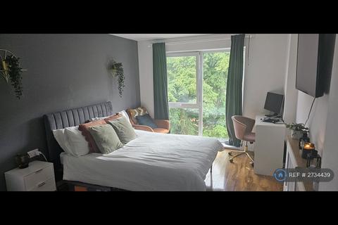 2 bedroom flat to rent, Ethalion Lodge, London, SE18