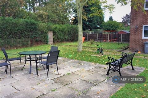 3 bedroom semi-detached house to rent, Moss Lane, Partington, Manchester, M31