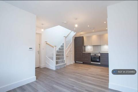 1 bedroom semi-detached house to rent, Choat Place, Chelmsford, CM1