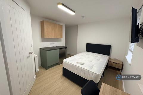 1 bedroom in a flat share to rent, Pelham Avenue, Nottingham, NG1