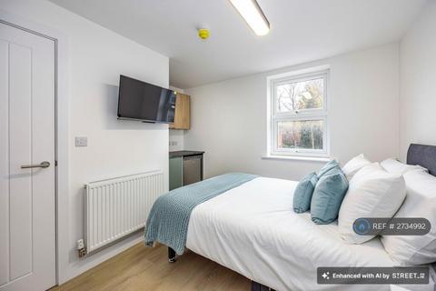 1 bedroom in a flat share to rent, Pelham Avenue, Nottingham, NG1