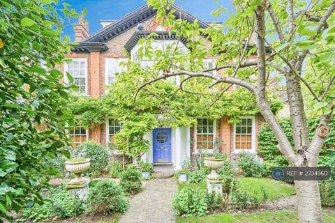 2 bedroom flat to rent, Chartfield Avenue, London, SW15