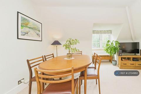 2 bedroom flat to rent, Chartfield Avenue, London, SW15