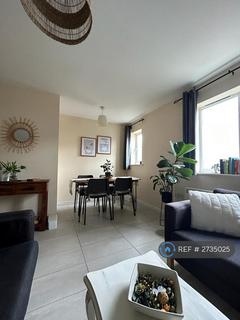 2 bedroom flat to rent, Manchester Court, London, E16