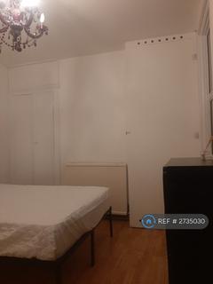 3 bedroom terraced house to rent, Mount Road, Kent, ME4