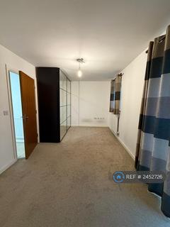 1 bedroom in a house share to rent, Chilworth Place, Barking, IG11