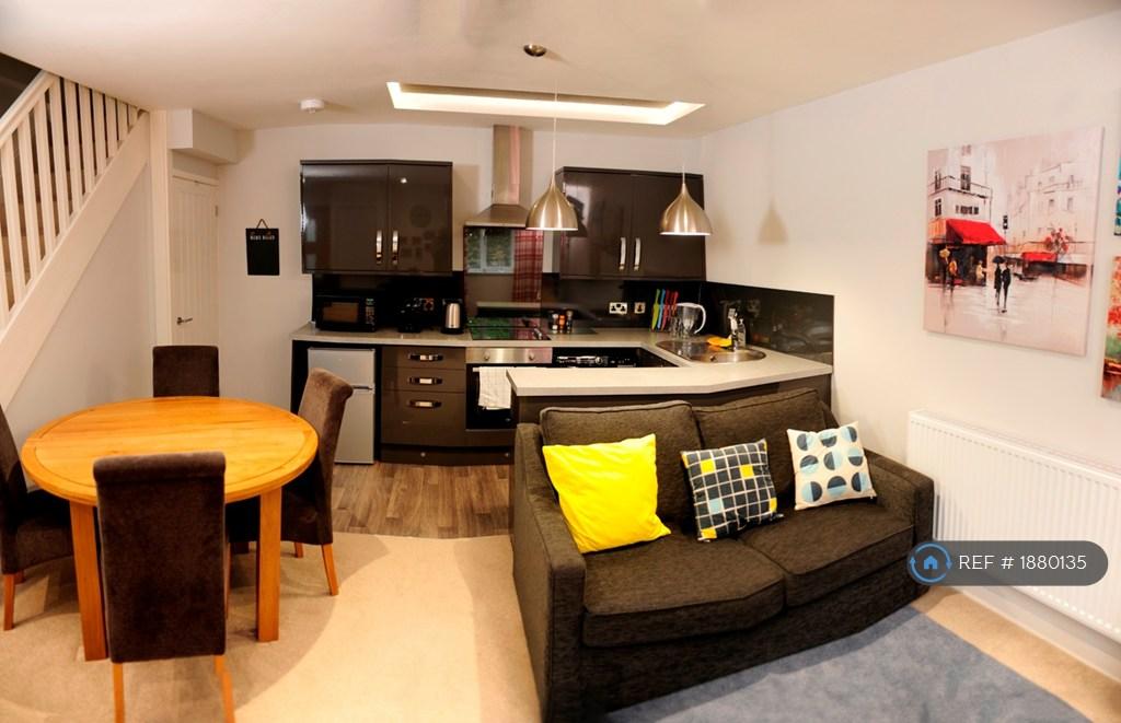 Open Plan Living And Kitchen Area.
