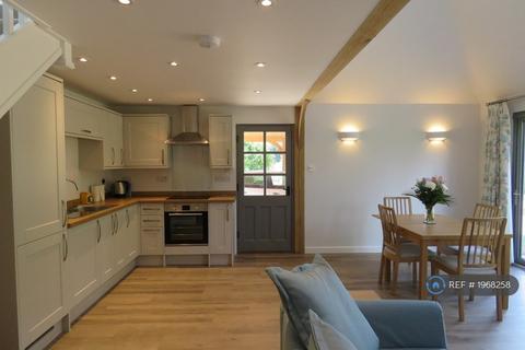 Studio to rent, St. Breward, Worplesdon, Guildford, GU3