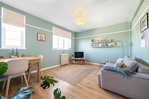 1 bedroom flat for sale, Sherbourne Court, Elmers End Road, Anerley, London, SE20