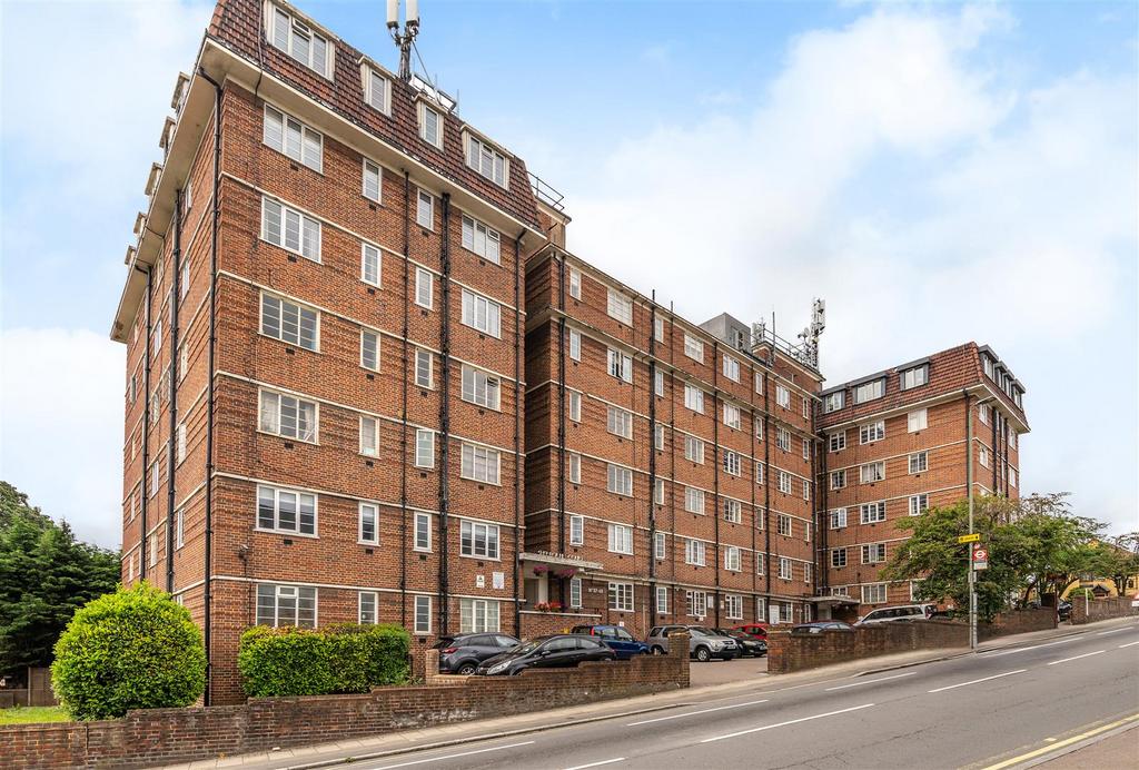 Sherborne Court-3.JPG