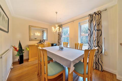5 bedroom detached house for sale, Drifters Drive, Camberley GU16