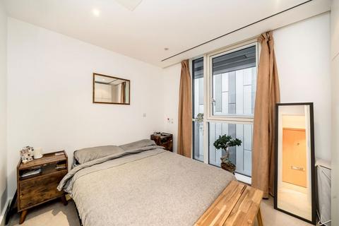 1 bedroom flat to rent, Times Square, London E1