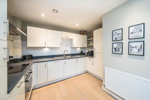 1 bedroom flat for sale, Singer Mews, London SW4