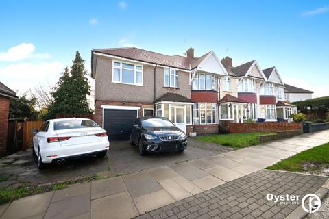 4 bedroom end of terrace house for sale - Raleigh Drive, London, N20