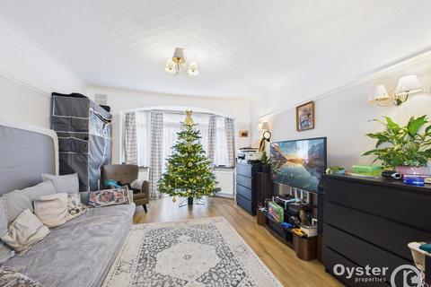 4 bedroom end of terrace house for sale, Raleigh Drive, London, N20