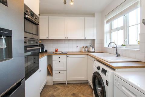 undefined, Heron Forstal Avenue, Hawkinge