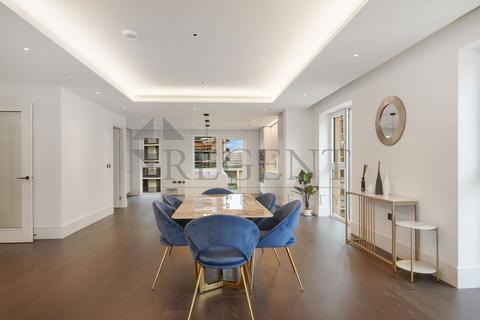 4 bedroom apartment to rent, Lincoln Apartments, Fountain Park Way, W12
