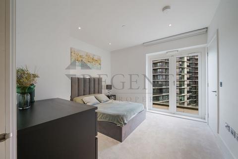 4 bedroom apartment to rent, Lincoln Apartments, Fountain Park Way, W12