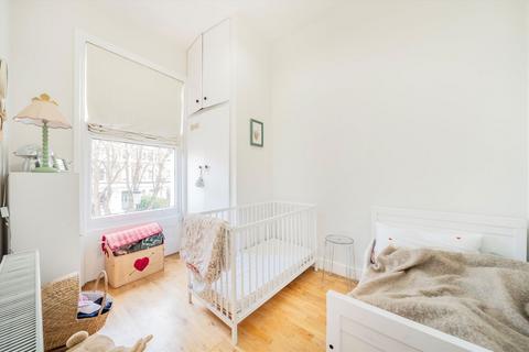 2 bedroom flat to rent, Elsham Road, London W14