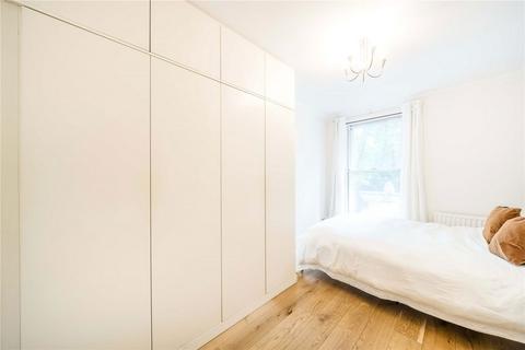 2 bedroom flat to rent, Fitzclarence House, London W11