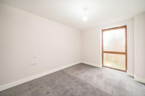 1 bedroom maisonette for sale, Russell Road, Mitcham CR4