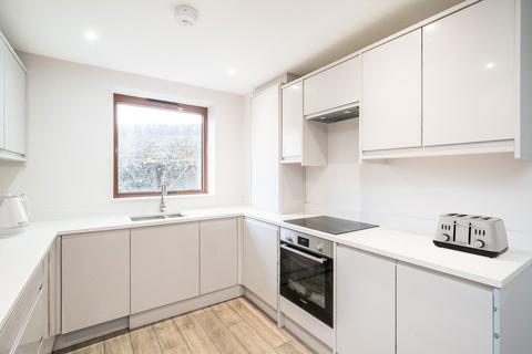 undefined, Russell Road, Mitcham CR4