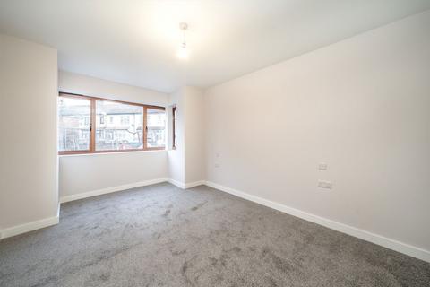 1 bedroom maisonette for sale, Russell Road, Mitcham CR4