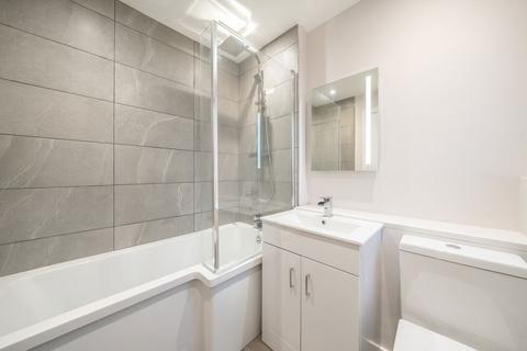 undefined, Russell Road, Mitcham CR4