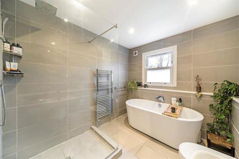 2 bedroom flat for sale, Cranfield Road, London SE4