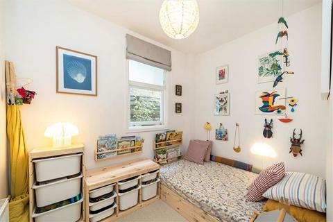 2 bedroom flat for sale, Tressillian Road, London SE4