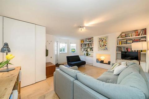 2 bedroom flat for sale, Tressillian Road, London SE4