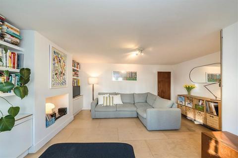2 bedroom flat for sale, Tressillian Road, London SE4