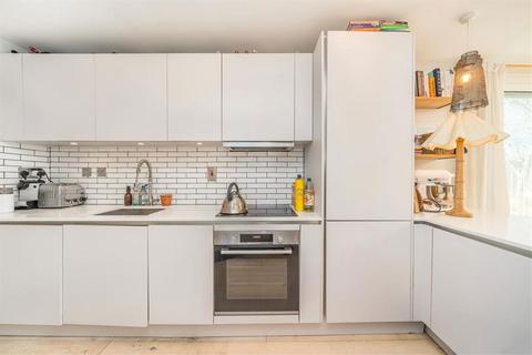 1 bedroom flat for sale, Murray Street, London NW1