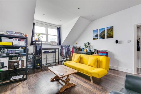 1 bedroom flat for sale, Pemberton Gardens, London N19