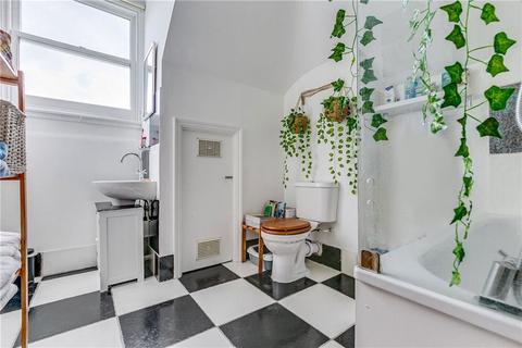 1 bedroom flat for sale, Pemberton Gardens, London N19
