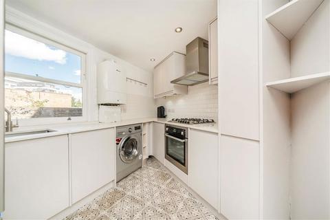 2 bedroom flat for sale, Caledonian Road, London N7