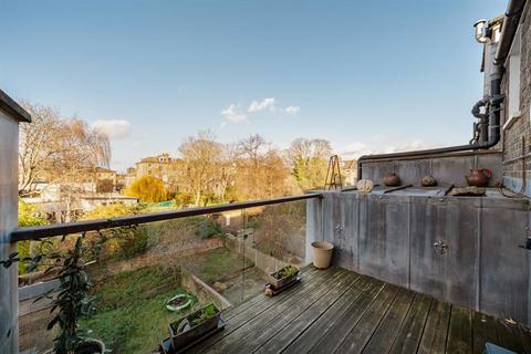 2 bedroom flat for sale, Moray Road, London N4