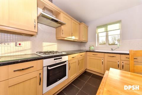 undefined, Digpal Road, Churwell