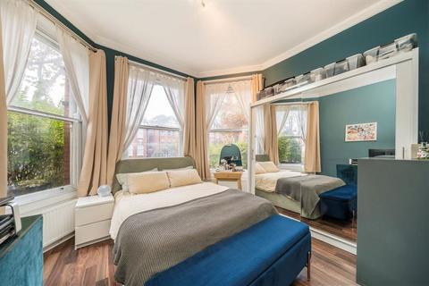 1 bedroom flat for sale, Dartmouth Road, London NW2