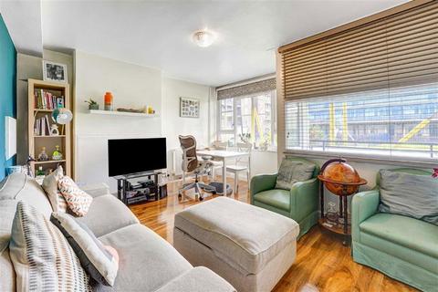 2 bedroom flat to rent - Gosling Way, London SW9