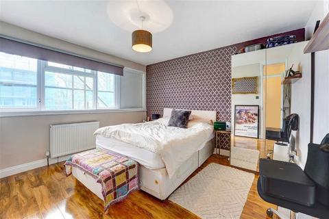 2 bedroom flat to rent, Gosling Way, London SW9
