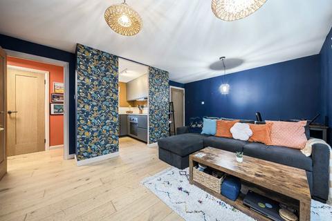 1 bedroom flat for sale, Linwood Close, London SE5