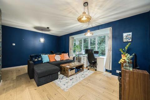 1 bedroom flat for sale, Linwood Close, London SE5