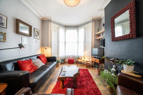 4 bedroom house for sale, Queen Anne Road, London E9