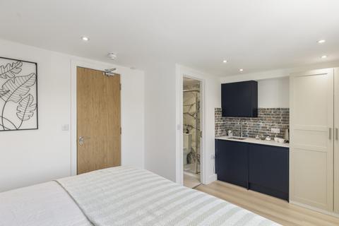 undefined, Garden city, Edgware, HA8