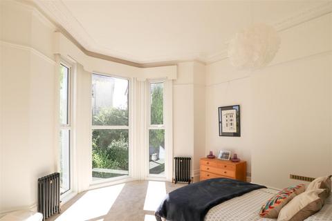 2 bedroom flat for sale, Pevensey Road, St Leonards-On-Sea