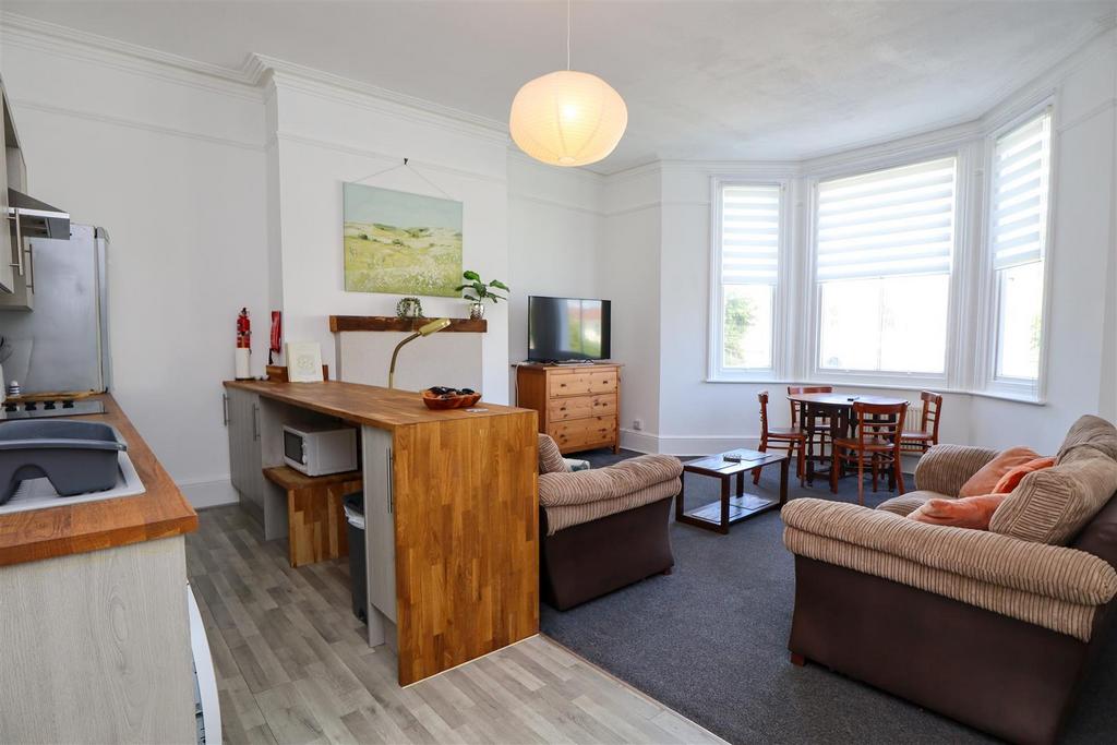 Open-plan kitchen/living room